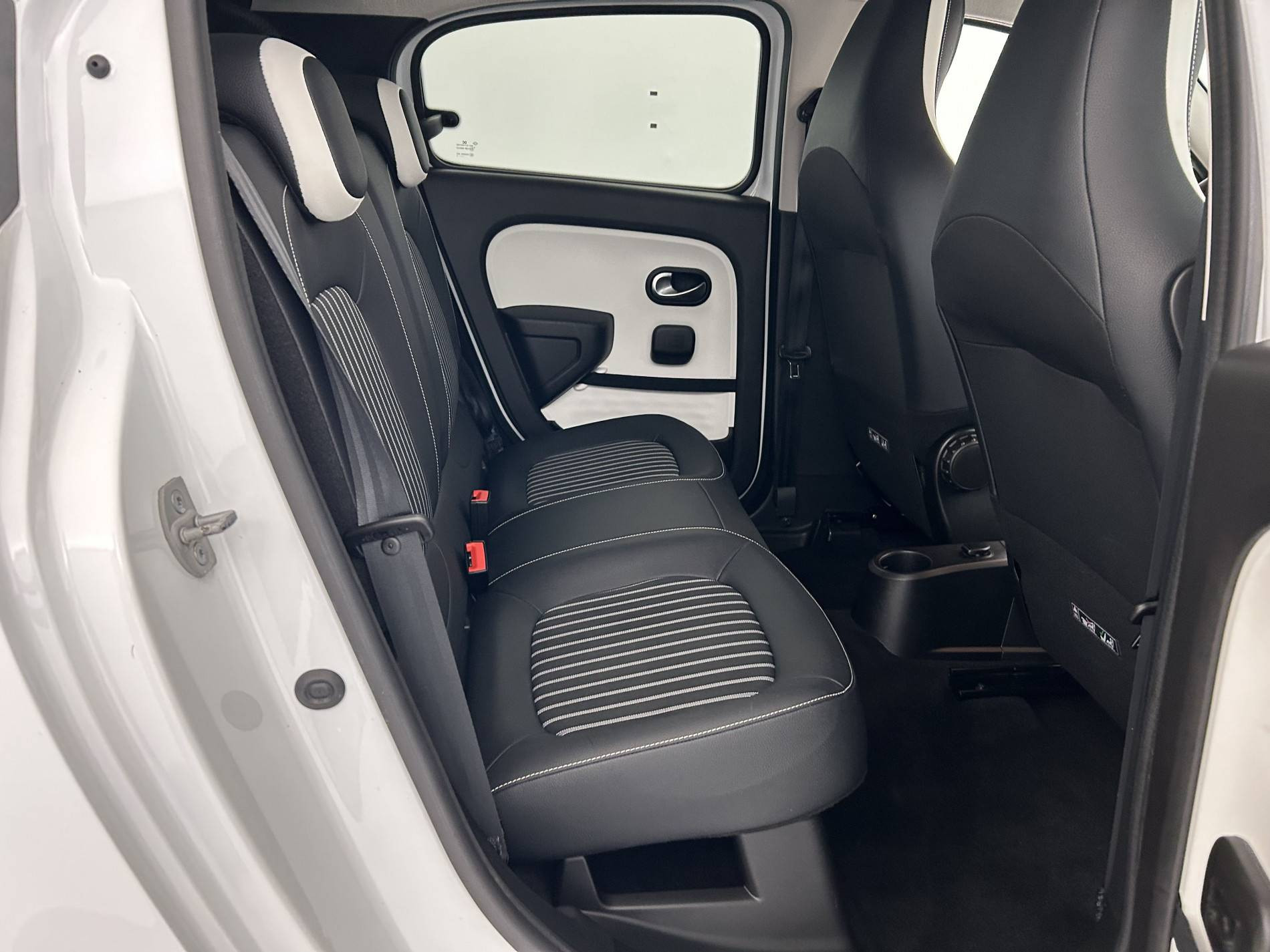 Vente en ligne Renault Twingo 3  SCe 65 au prix de 9 990 €