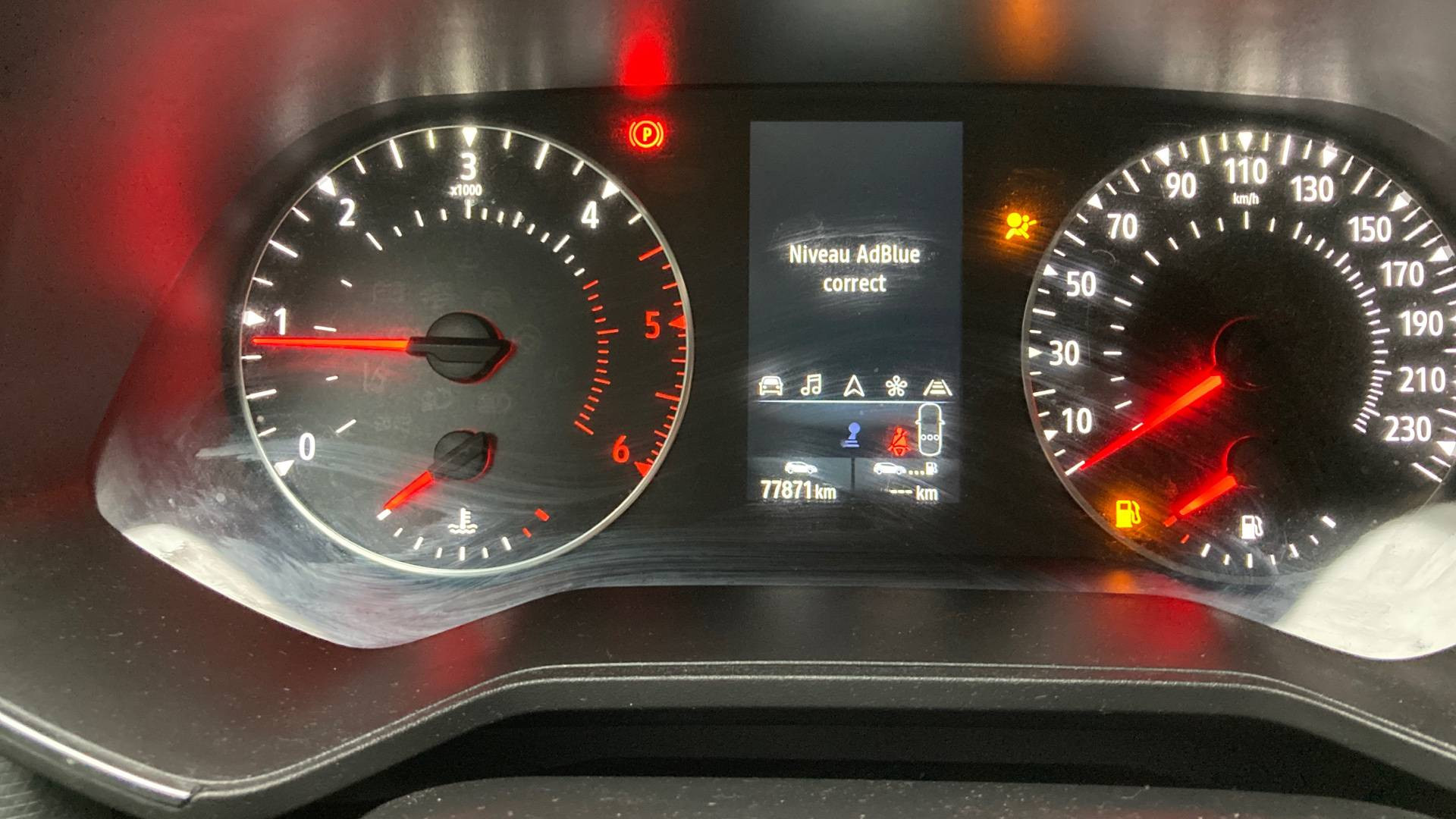 Vente en ligne Renault Clio 5 Clio Blue dCi 85 au prix de 12 690 €