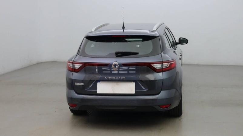 Vente en ligne Renault Megane 4 Estate Mégane IV Estate Blue dCi 115 au prix de 16 990 €