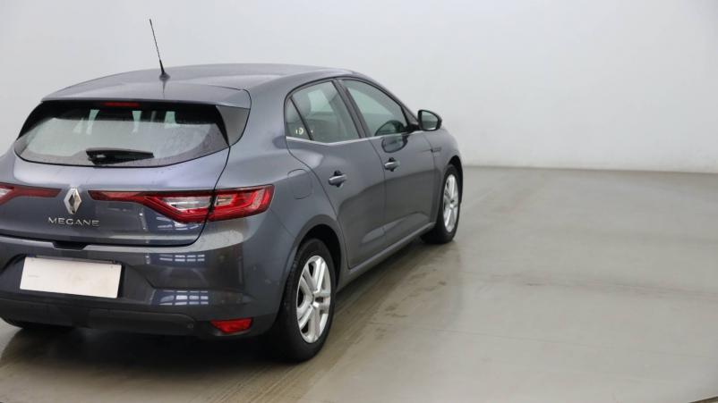 Vente en ligne Renault Megane 4 Mégane IV Berline Blue dCi 115 au prix de 16 990 €