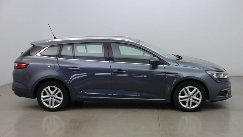 Vente en ligne Renault Megane 4 Estate Mégane IV Estate Blue dCi 115 au prix de 16 990 €