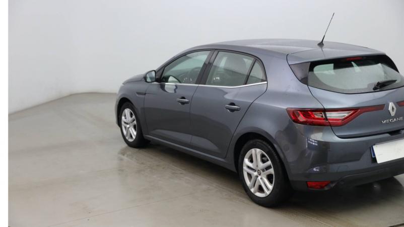 Vente en ligne Renault Megane 4 Mégane IV Berline Blue dCi 115 au prix de 16 990 €