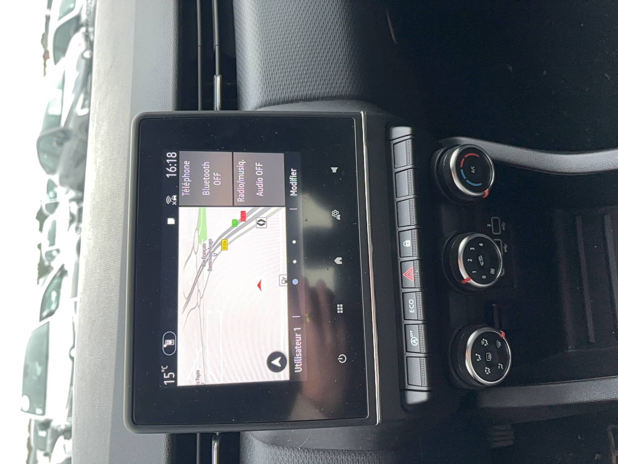 Vente en ligne Renault Clio 5 Clio TCe 90 - 21N au prix de 16 490 €