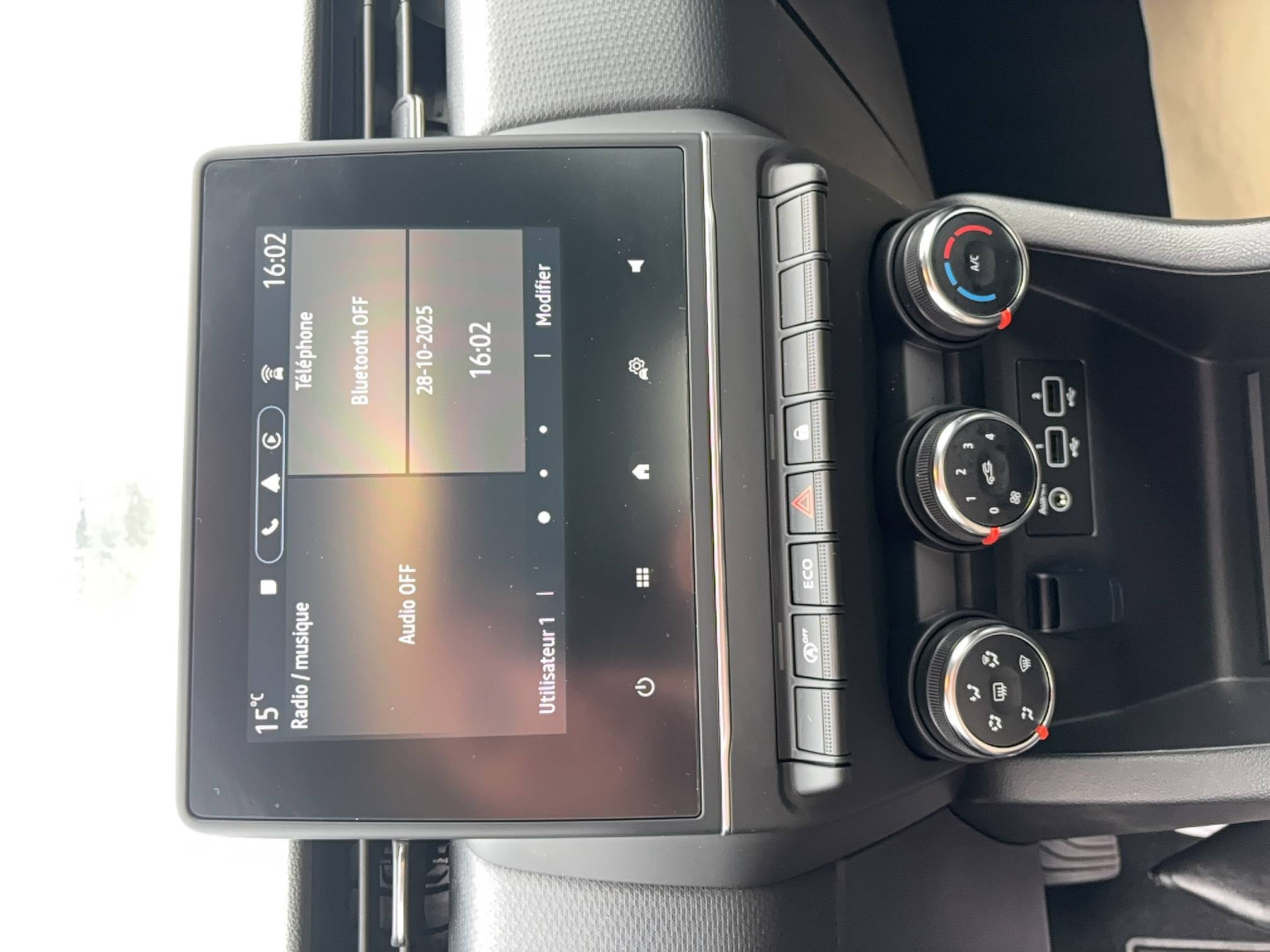 Vente en ligne Renault Clio 5 Clio TCe 90 au prix de 15 990 €