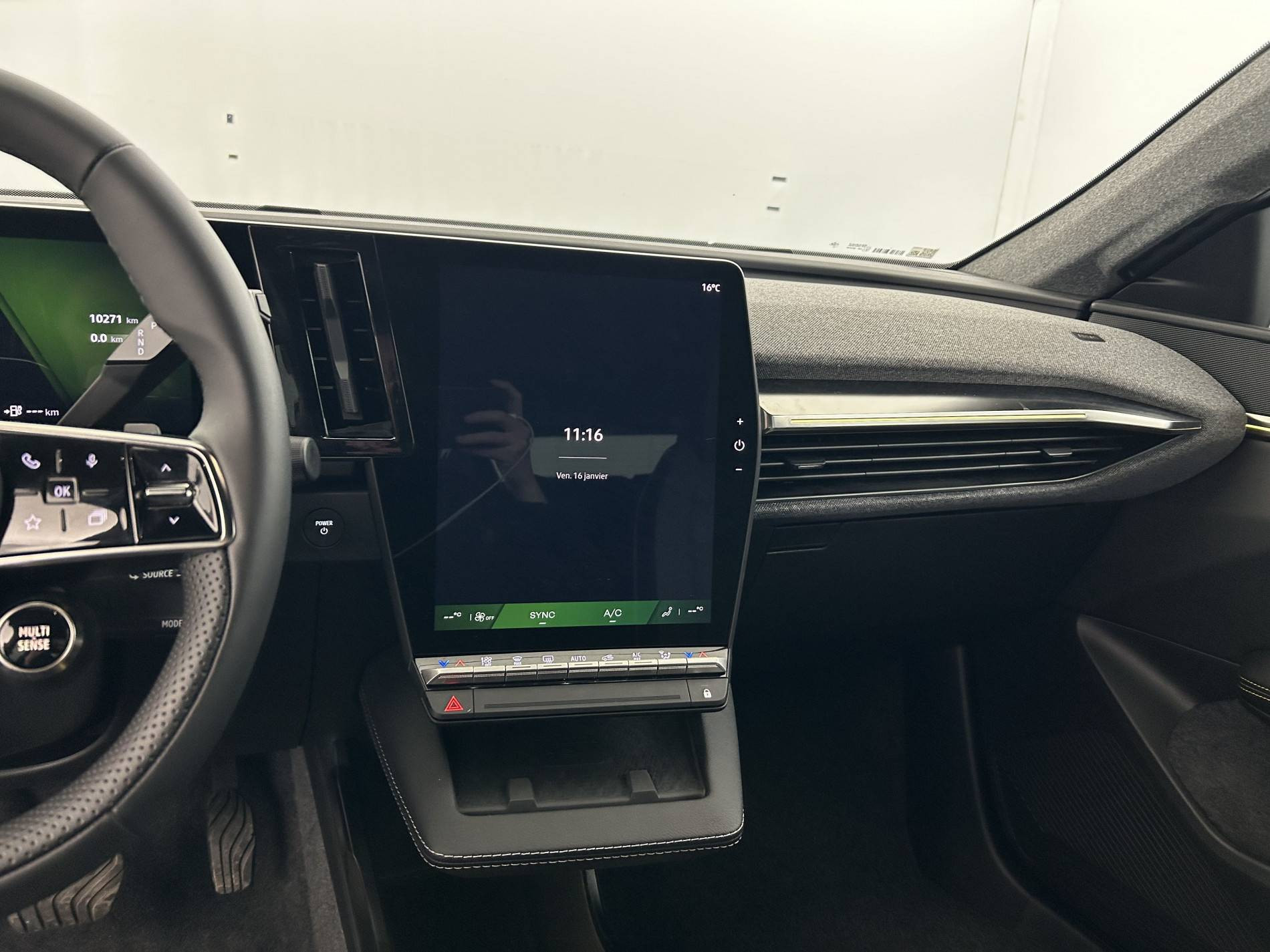 Vente en ligne Renault Scenic E-Tech  220 ch grande autonomie au prix de 37 990 €