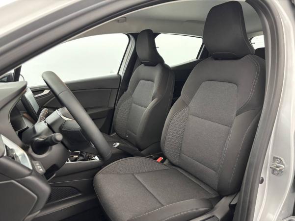 Vente en ligne Renault Clio 5 Clio TCe 90 au prix de 15 290 €