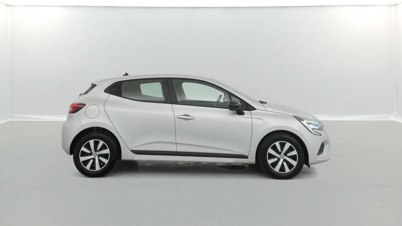 Vente en ligne Renault Clio 5 Clio TCe 90 au prix de 15 290 €