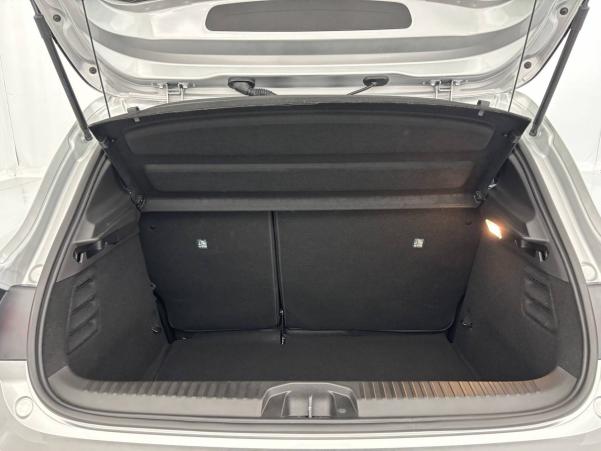Vente en ligne Renault Clio 5 Clio TCe 90 au prix de 15 290 €