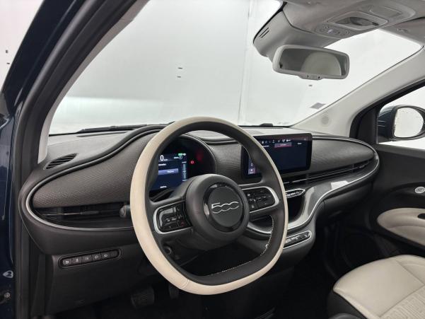Vente en ligne Fiat 500 électrique 500 e 118 ch au prix de 15 900 €
