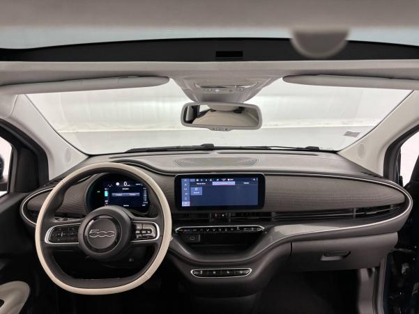 Vente en ligne Fiat 500 électrique 500 e 118 ch au prix de 15 900 €