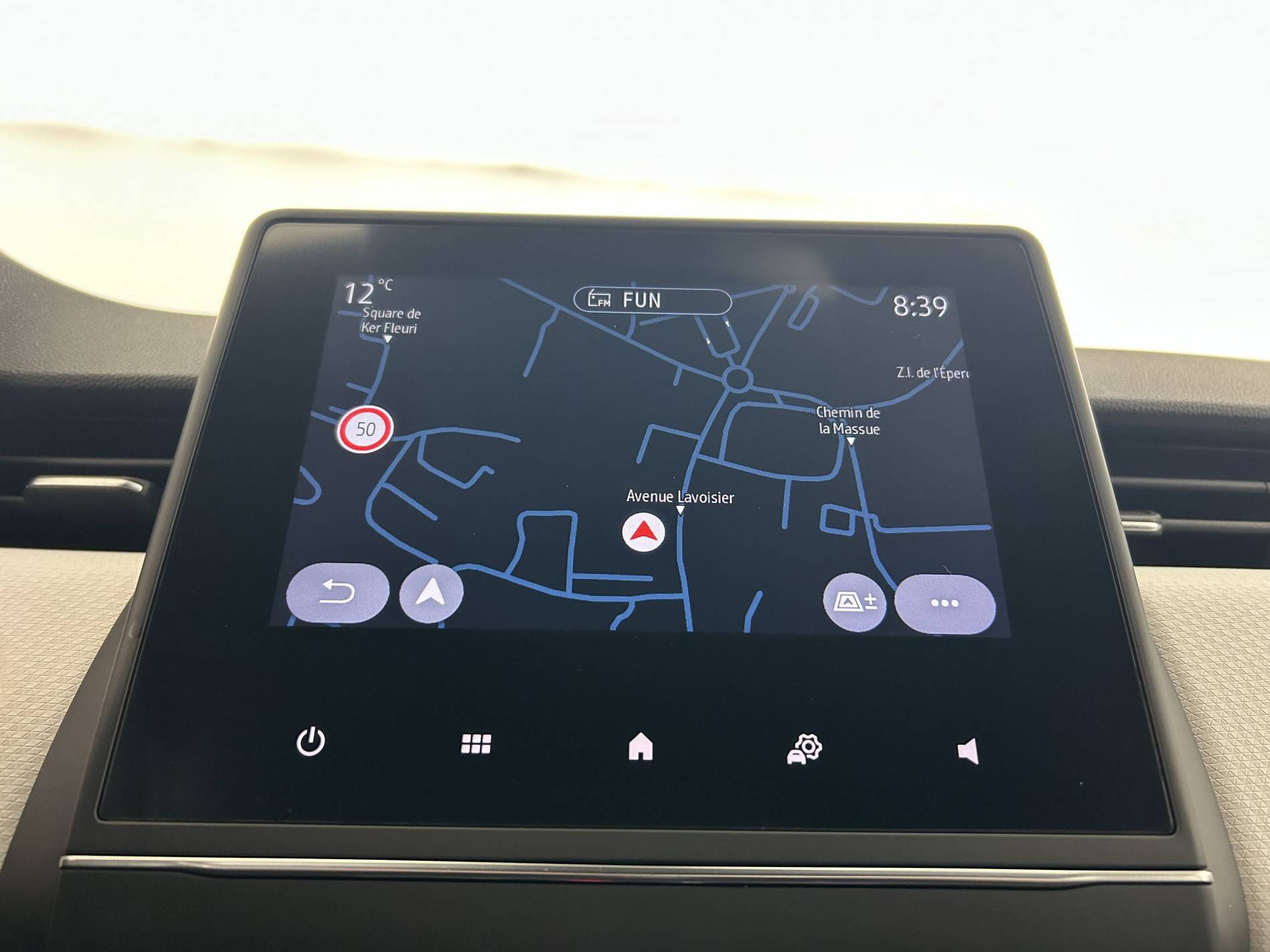 Vente en ligne Renault Clio 5 Clio TCe 90 - 21N au prix de 15 490 €