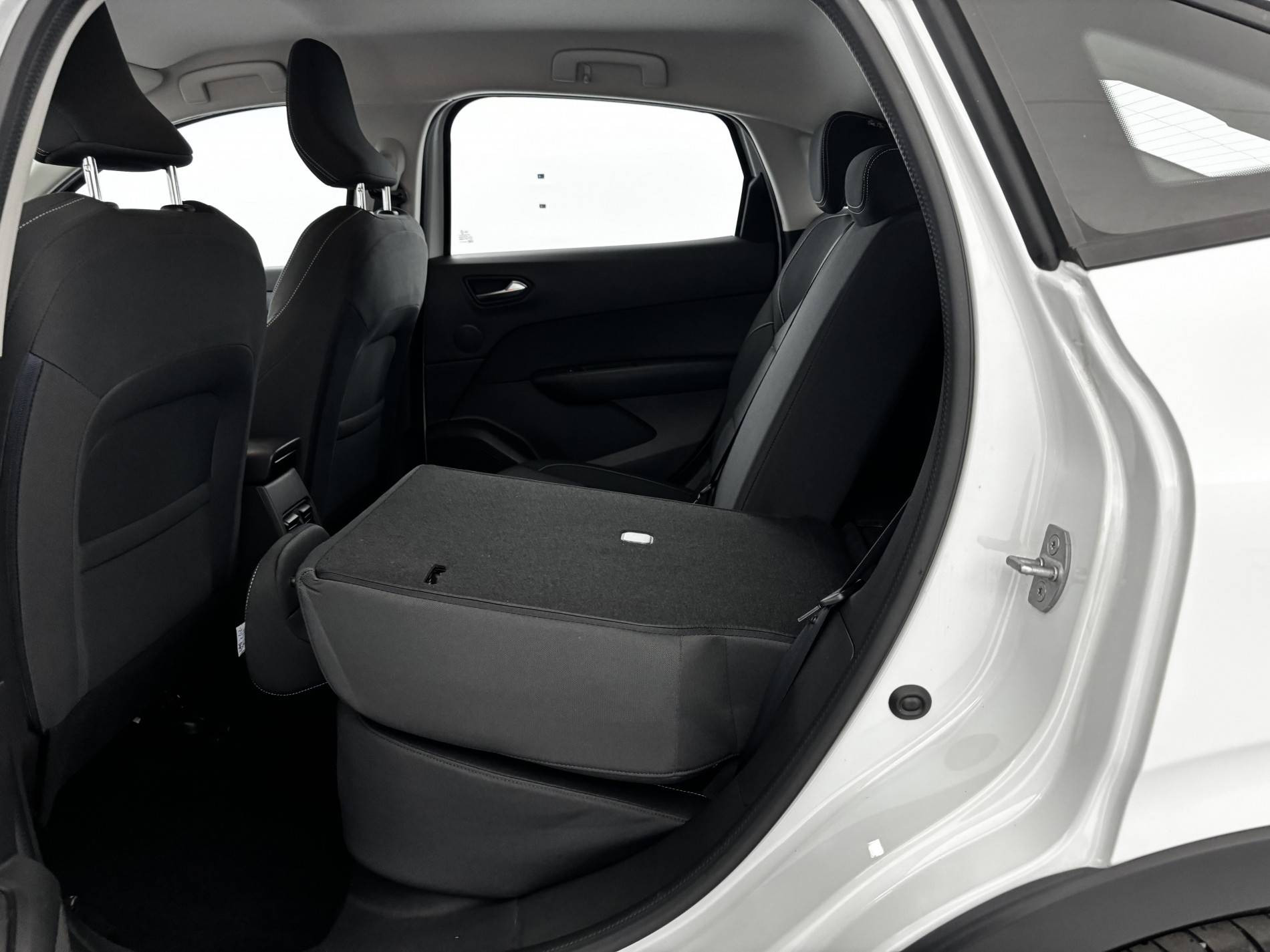 Vente en ligne Renault Arkana  E-Tech 145 au prix de 19 990 €