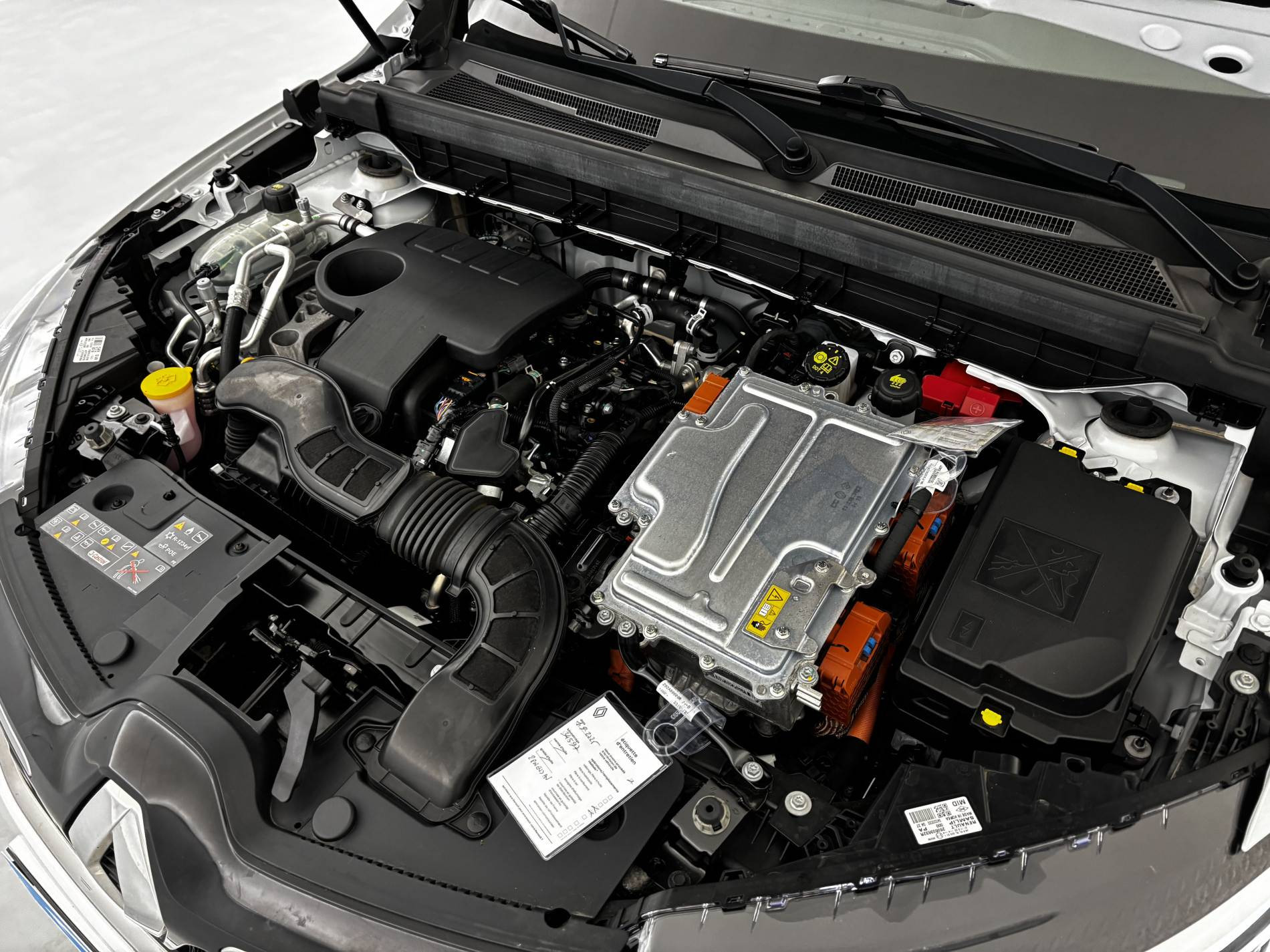 Vente en ligne Renault Arkana  E-Tech 145 au prix de 19 990 €