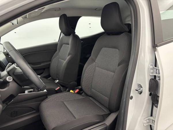 Vente en ligne Renault Clio 5 Clio TCe 90 - 21 au prix de 14 900 €
