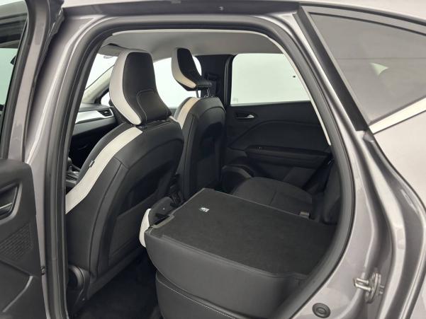 Vente en ligne Renault Captur  mild hybrid 160 EDC au prix de 20 890 €