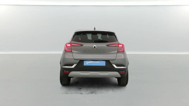 Vente en ligne Renault Captur  mild hybrid 160 EDC au prix de 20 890 €