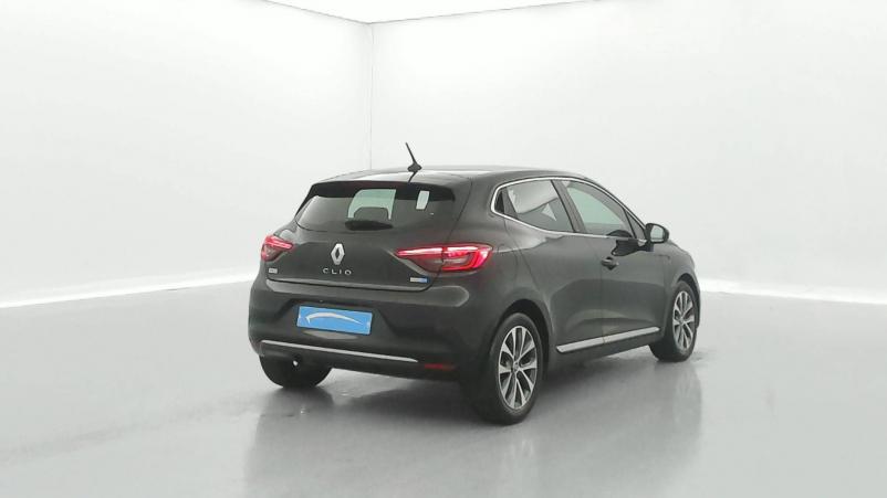 Vente en ligne Renault Clio 5 Clio E-Tech 140 - 21 au prix de 18 490 €