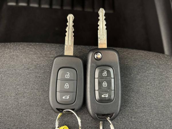 Vente en ligne Renault Clio 5 Clio TCe 90 au prix de 15 500 €