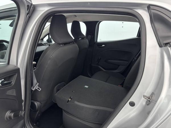Vente en ligne Renault Clio 5 Clio TCe 90 au prix de 15 500 €
