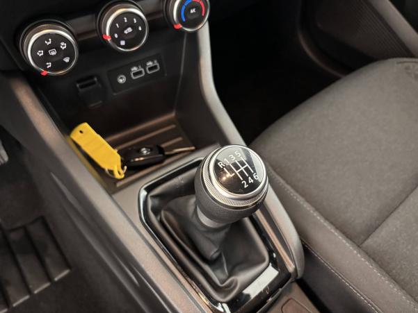 Vente en ligne Renault Clio 5 Clio TCe 90 au prix de 15 500 €