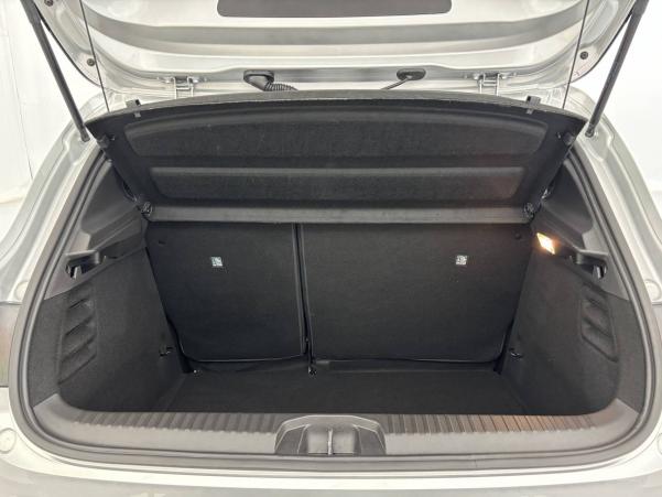 Vente en ligne Renault Clio 5 Clio TCe 90 au prix de 15 500 €