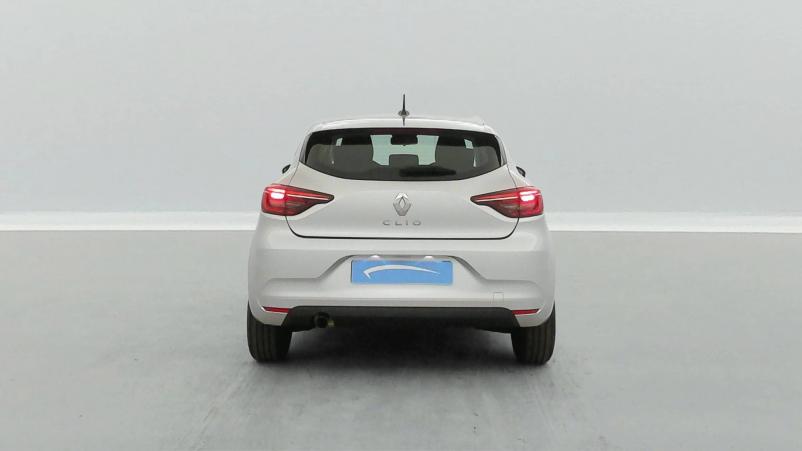 Vente en ligne Renault Clio 5 Clio TCe 90 au prix de 15 500 €