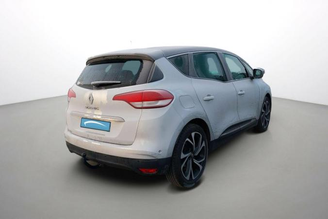 Vente en ligne Renault Scenic 4 Scenic Blue dCi 120 au prix de 17 490 €