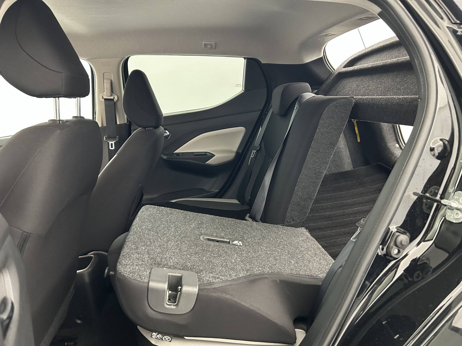 Vente en ligne Nissan Micra Micra IG-T 100 au prix de 11 990 €