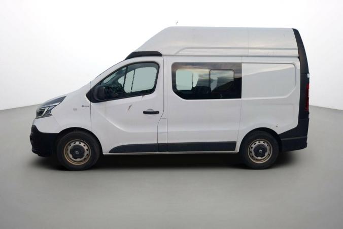 Vente en ligne Renault Trafic 3 Fourgon TRAFIC FGN L1H2 1200 KG DCI 145 ENERGY au prix de 21 900 €