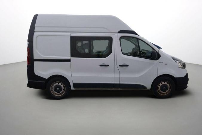 Vente en ligne Renault Trafic 3 Fourgon TRAFIC FGN L1H2 1200 KG DCI 145 ENERGY au prix de 21 900 €