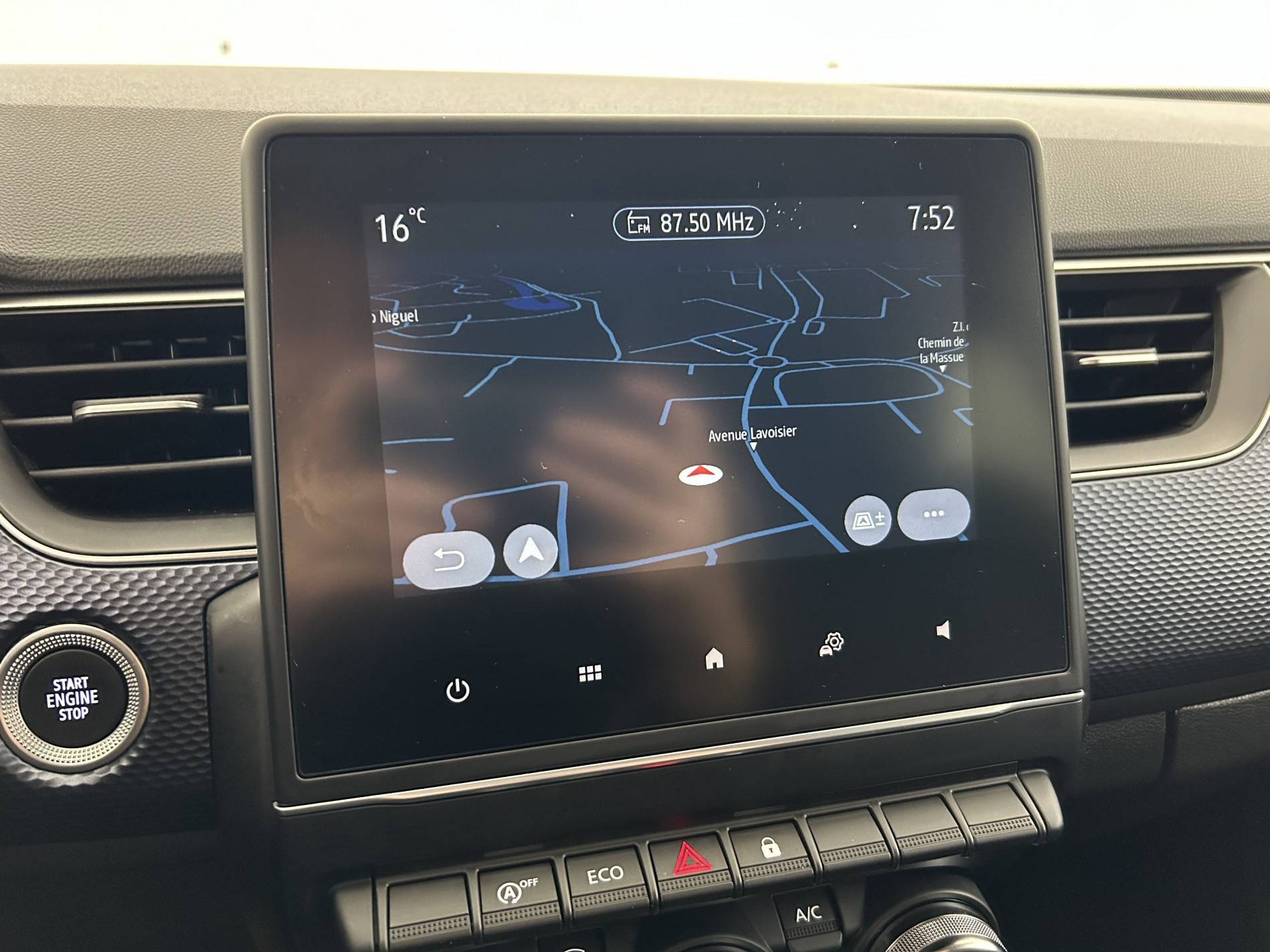 Vente en ligne Renault Arkana  mild hybrid 140 EDC FAP - 22 au prix de 22 690 €