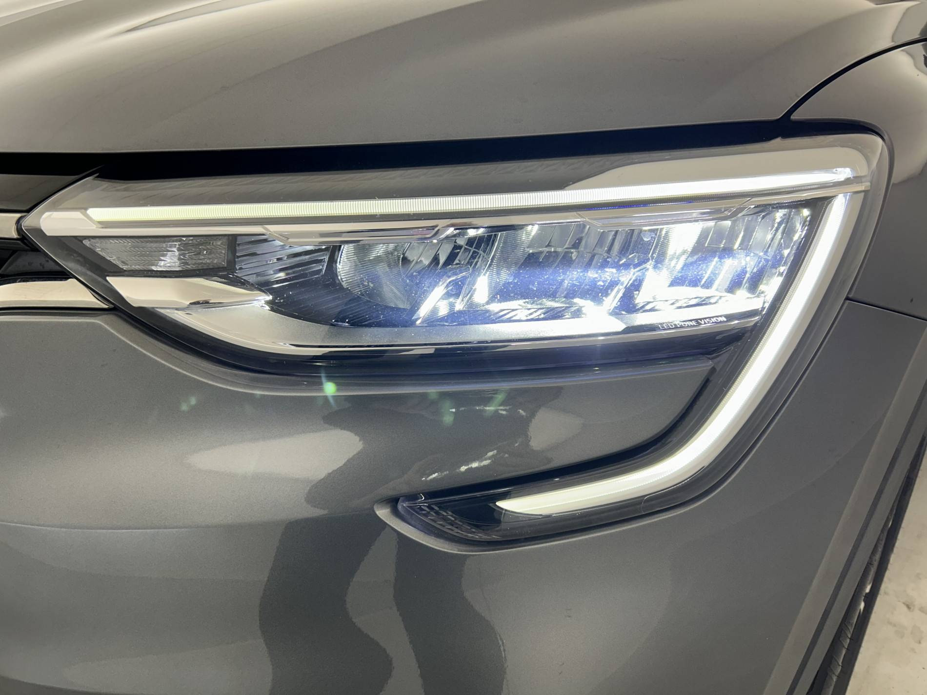 Vente en ligne Renault Arkana  mild hybrid 140 EDC FAP - 22 au prix de 22 690 €