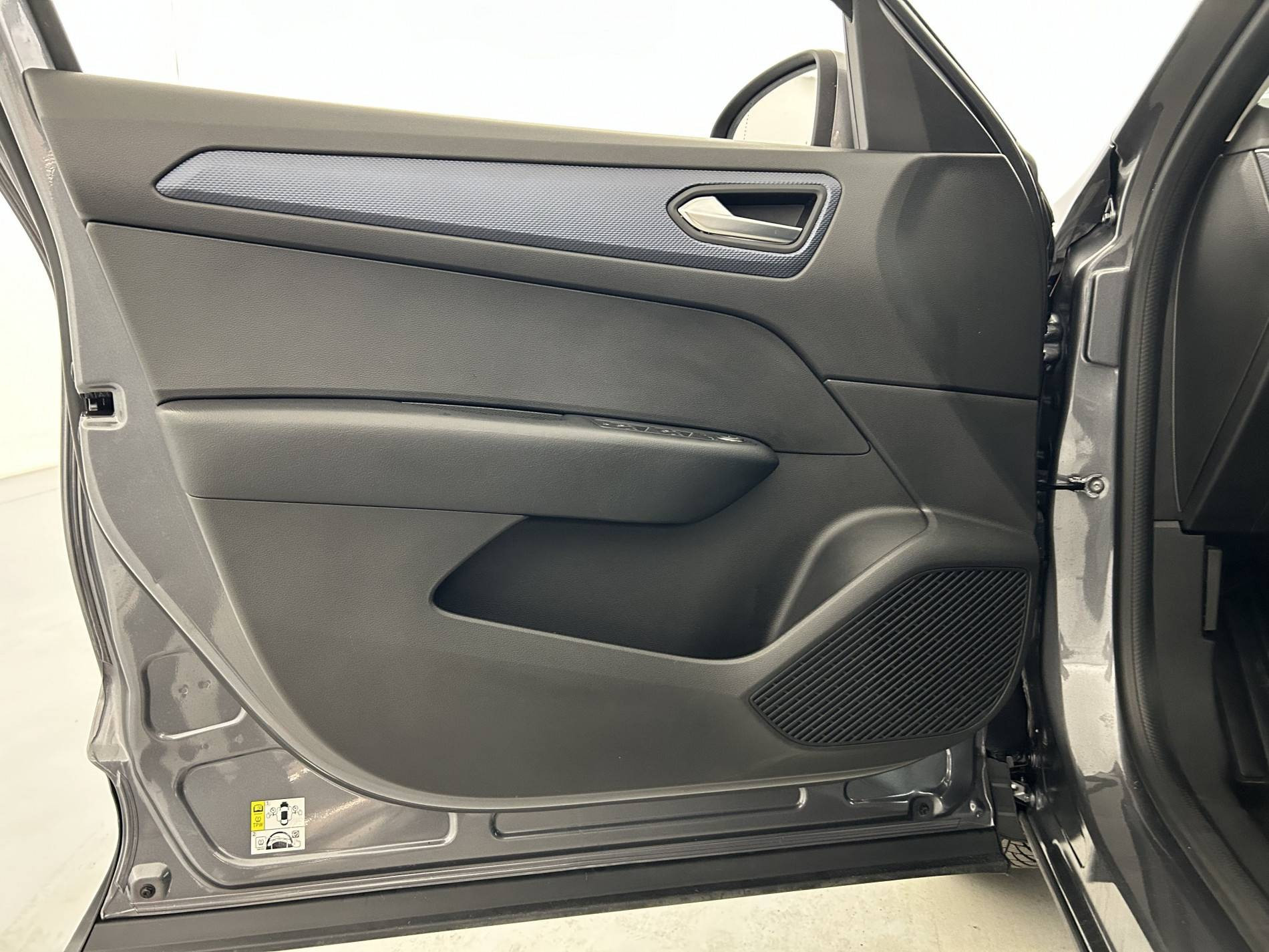 Vente en ligne Renault Arkana  mild hybrid 140 EDC FAP - 22 au prix de 22 690 €