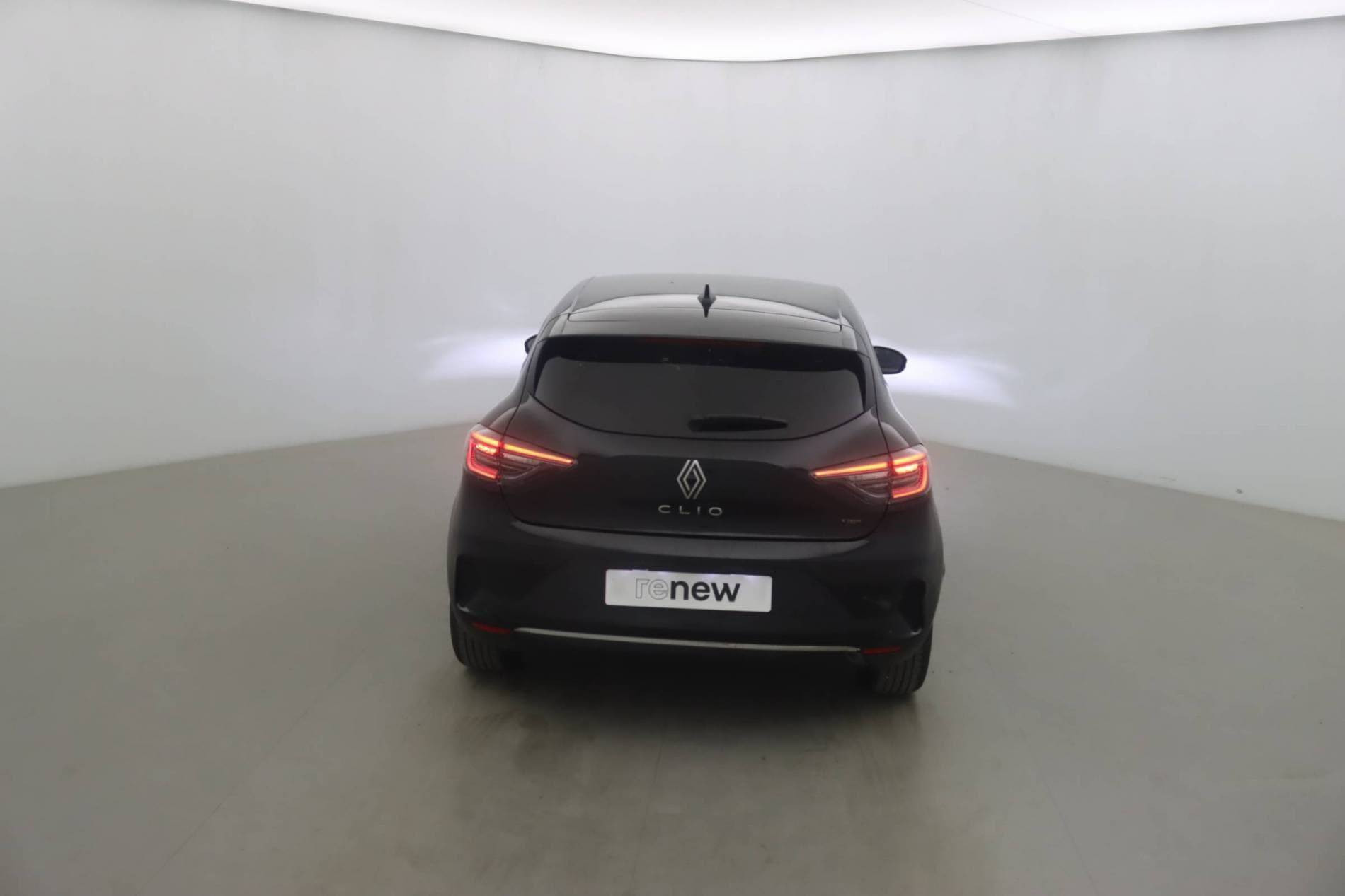 Vente en ligne Renault Clio 5 Clio E-Tech full hybrid 145 ch GSR2 au prix de 22 790 €