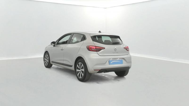 Vente en ligne Renault Clio 5 Clio TCe 90 au prix de 15 990 €
