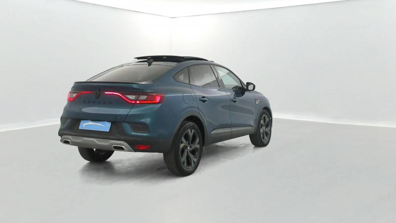 Vente en ligne Renault Arkana  E-Tech hybride 145 - 22 au prix de 24 990 €