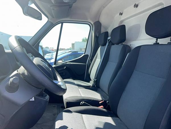 Vente en ligne Renault Master Fourgon MASTER FGN TRAC F3500 L2H2 BLUE DCI 135 au prix de 26 900 €