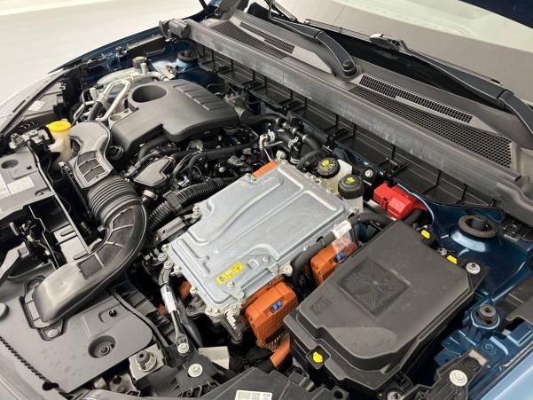 Vente en ligne Renault Arkana  E-Tech hybride 145 - 22 au prix de 24 990 €
