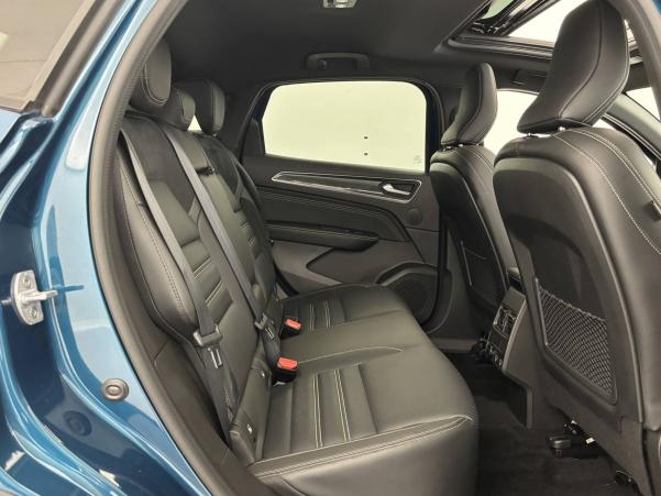 Vente en ligne Renault Arkana  E-Tech hybride 145 - 22 au prix de 24 990 €