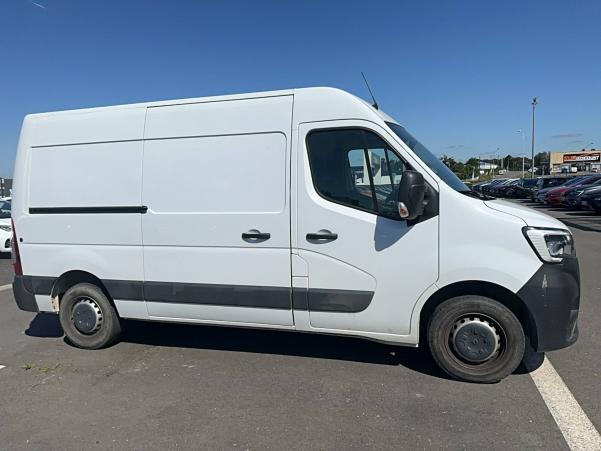 Vente en ligne Renault Master Fourgon MASTER FGN TRAC F3500 L2H2 BLUE DCI 135 au prix de 26 900 €