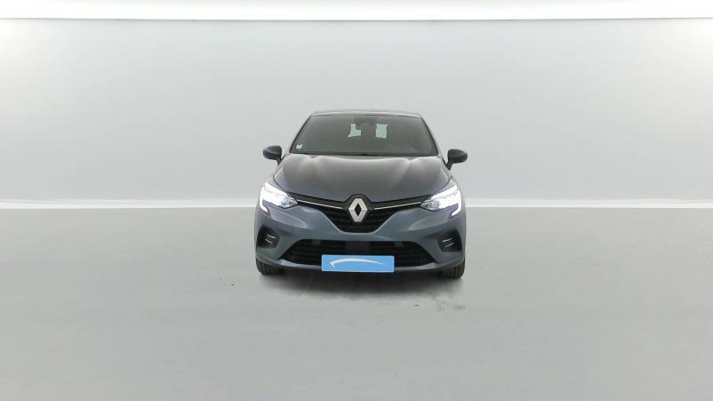 Vente en ligne Renault Clio 5 Clio E-Tech 140 - 21N au prix de 17 490 €