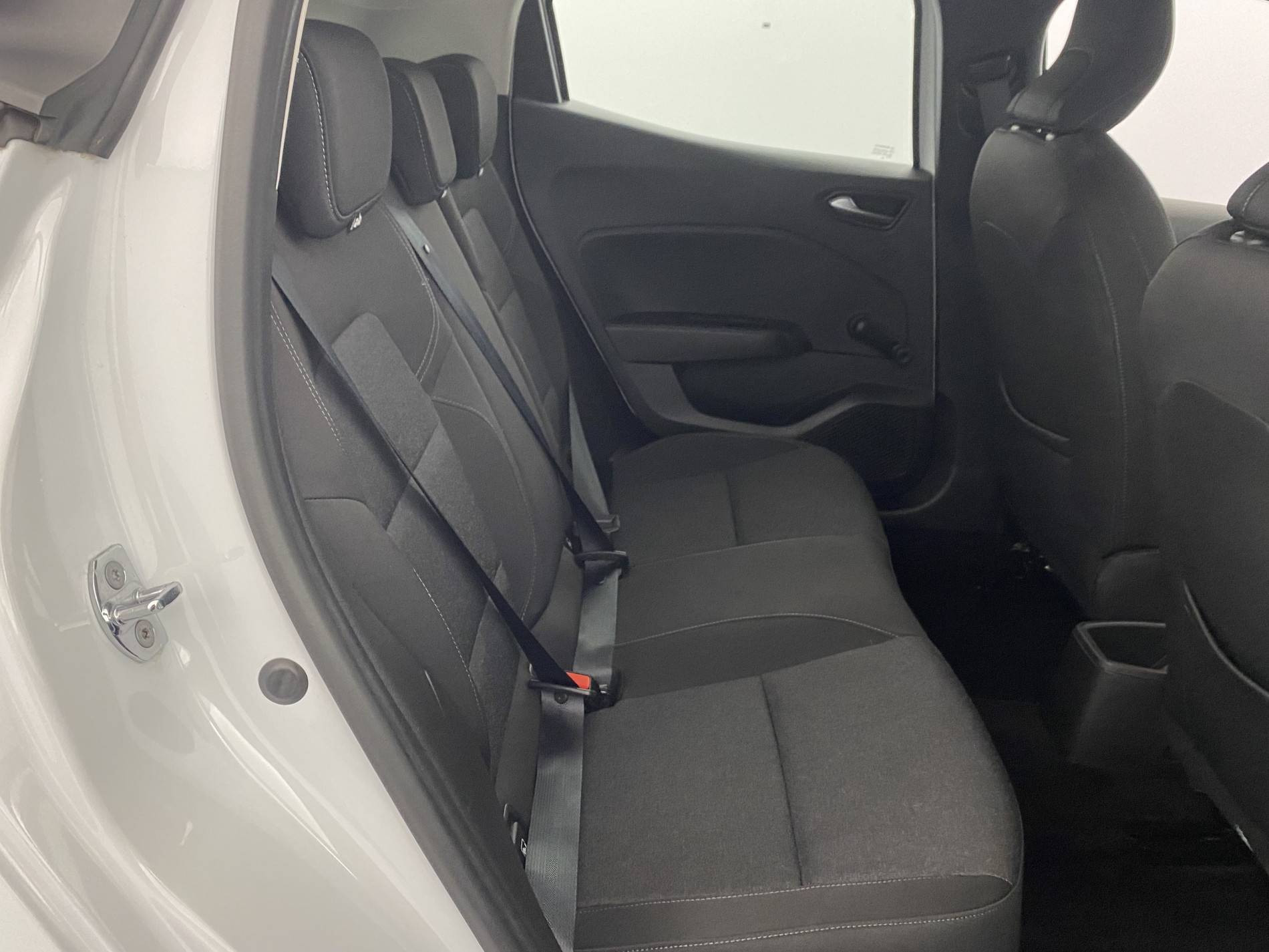 Vente en ligne Renault Clio 5 Clio TCe 90 - 21N au prix de 16 490 €