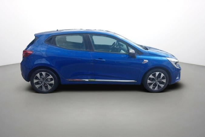 Vente en ligne Renault Clio 5 Clio E-Tech 140 au prix de 16 490 €