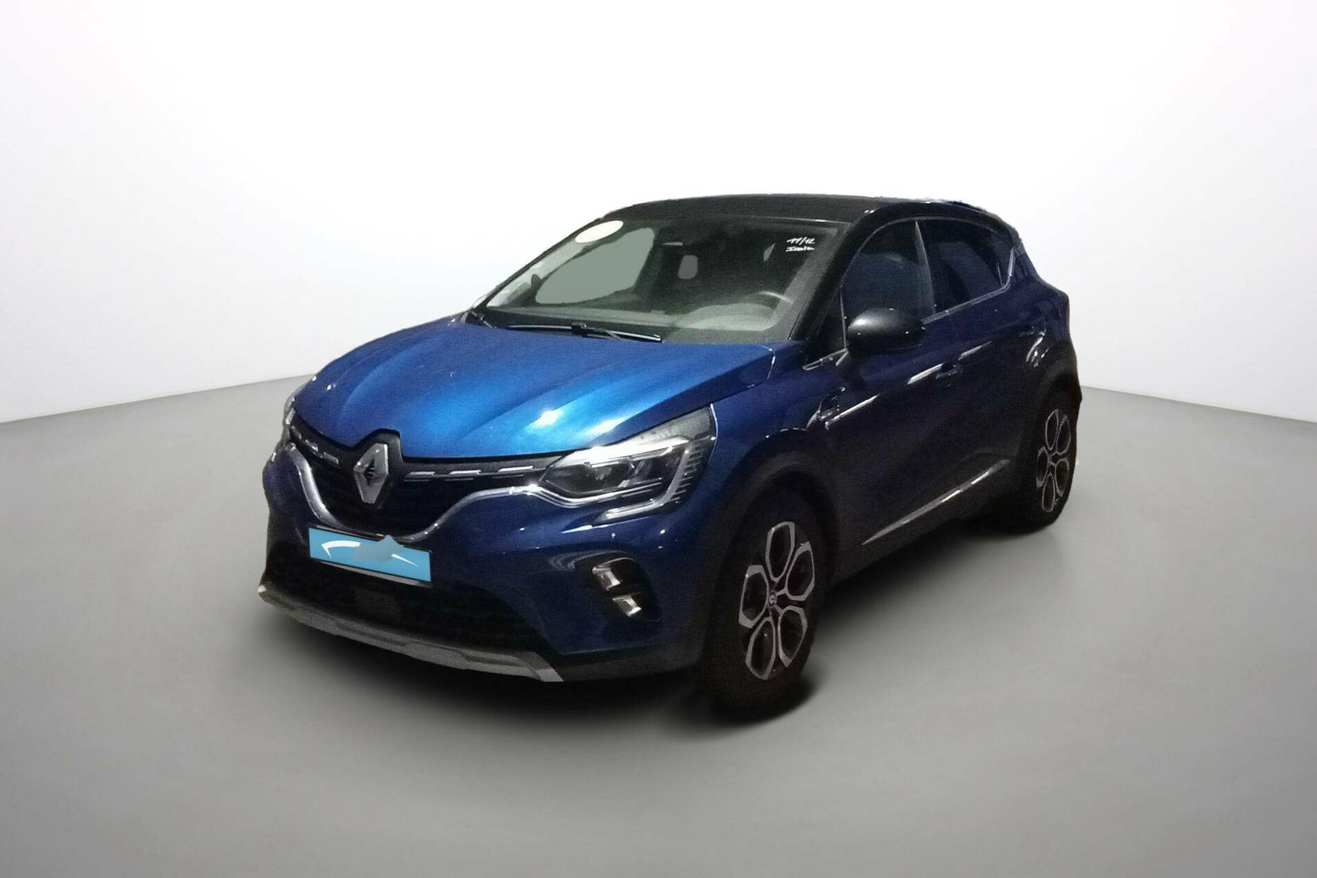 Renault Captur  E-Tech full hybrid 145 occasion de 2023 en vente à Lorient