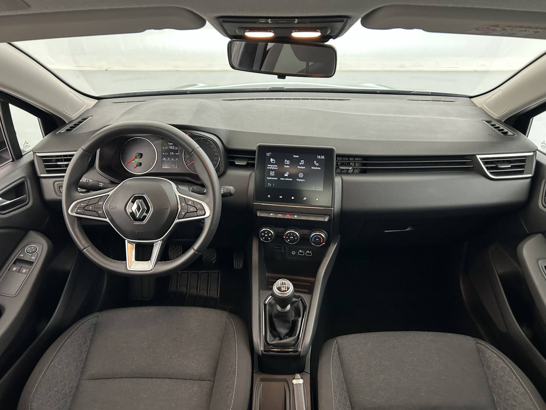 Vente en ligne Renault Clio 5 Clio TCe 90 au prix de 14 890 €