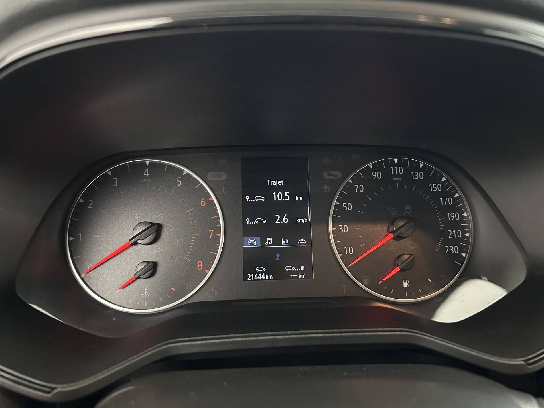 Vente en ligne Renault Clio 5 Clio TCe 90 au prix de 14 890 €