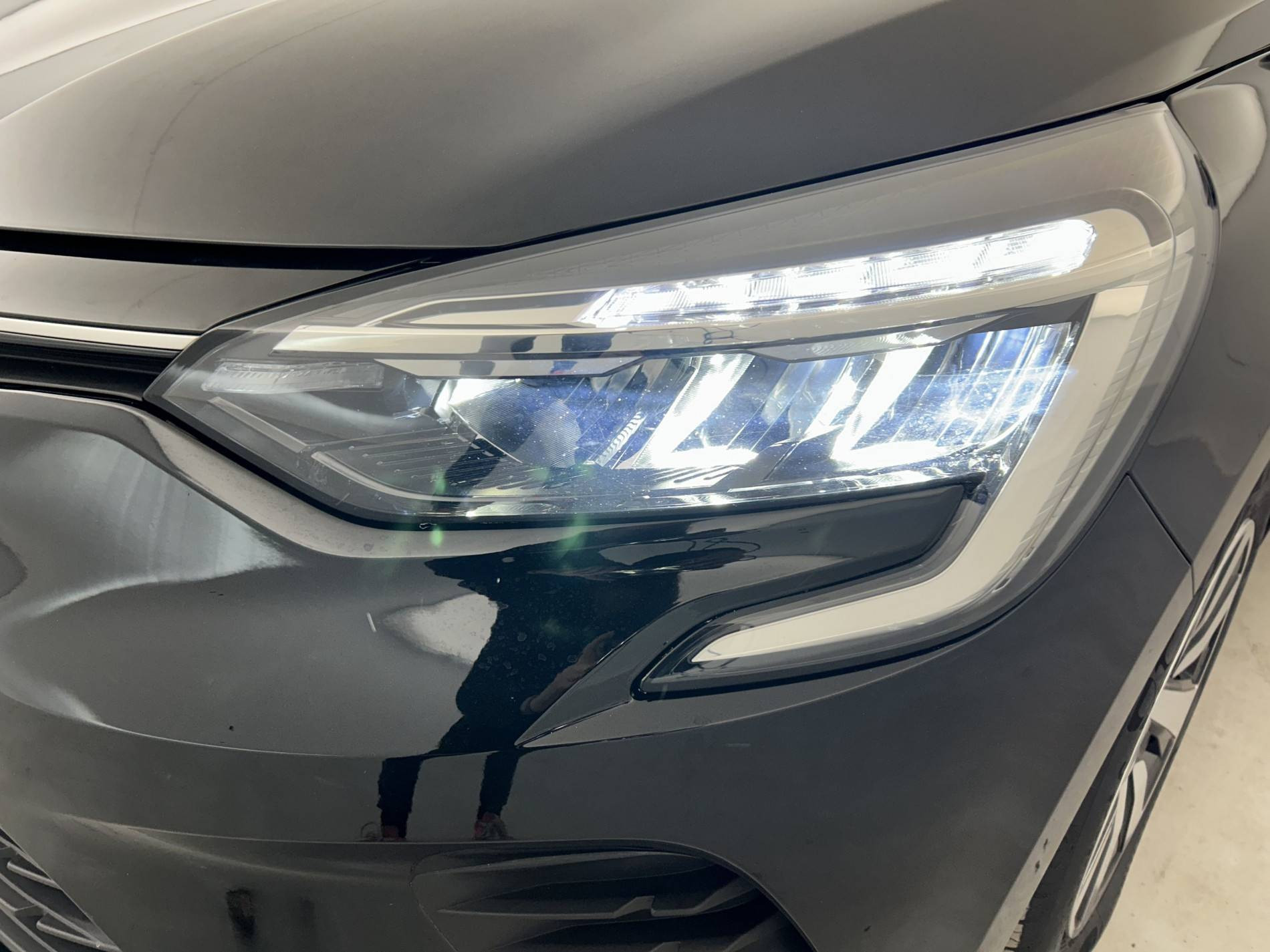 Vente en ligne Renault Clio 5 Clio TCe 90 au prix de 14 890 €