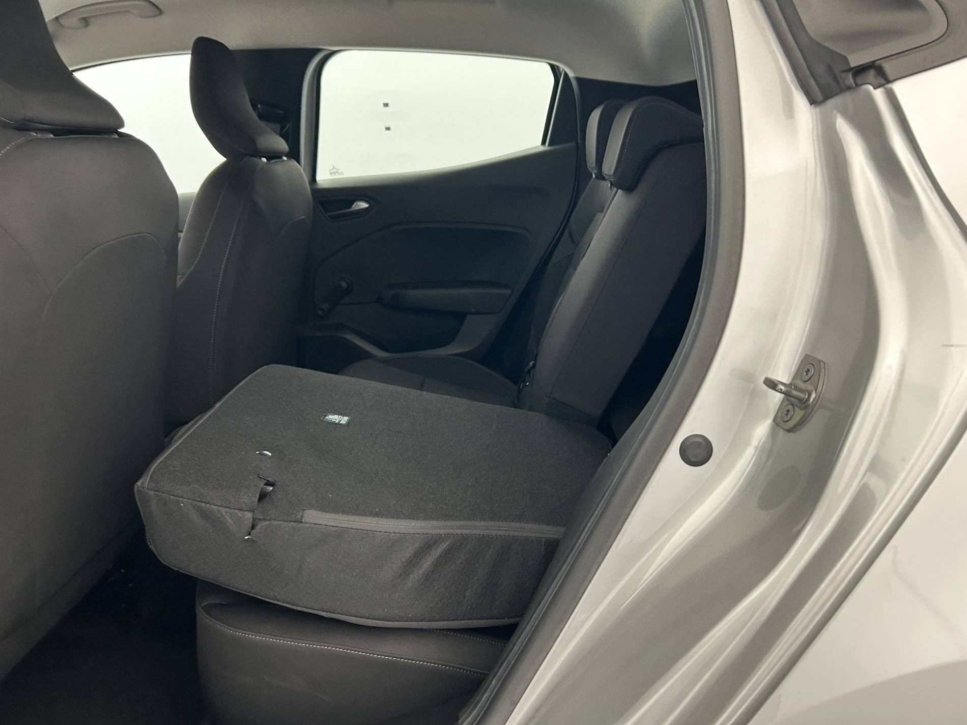 Vente en ligne Renault Clio 5 Clio TCe 90 au prix de 14 990 €