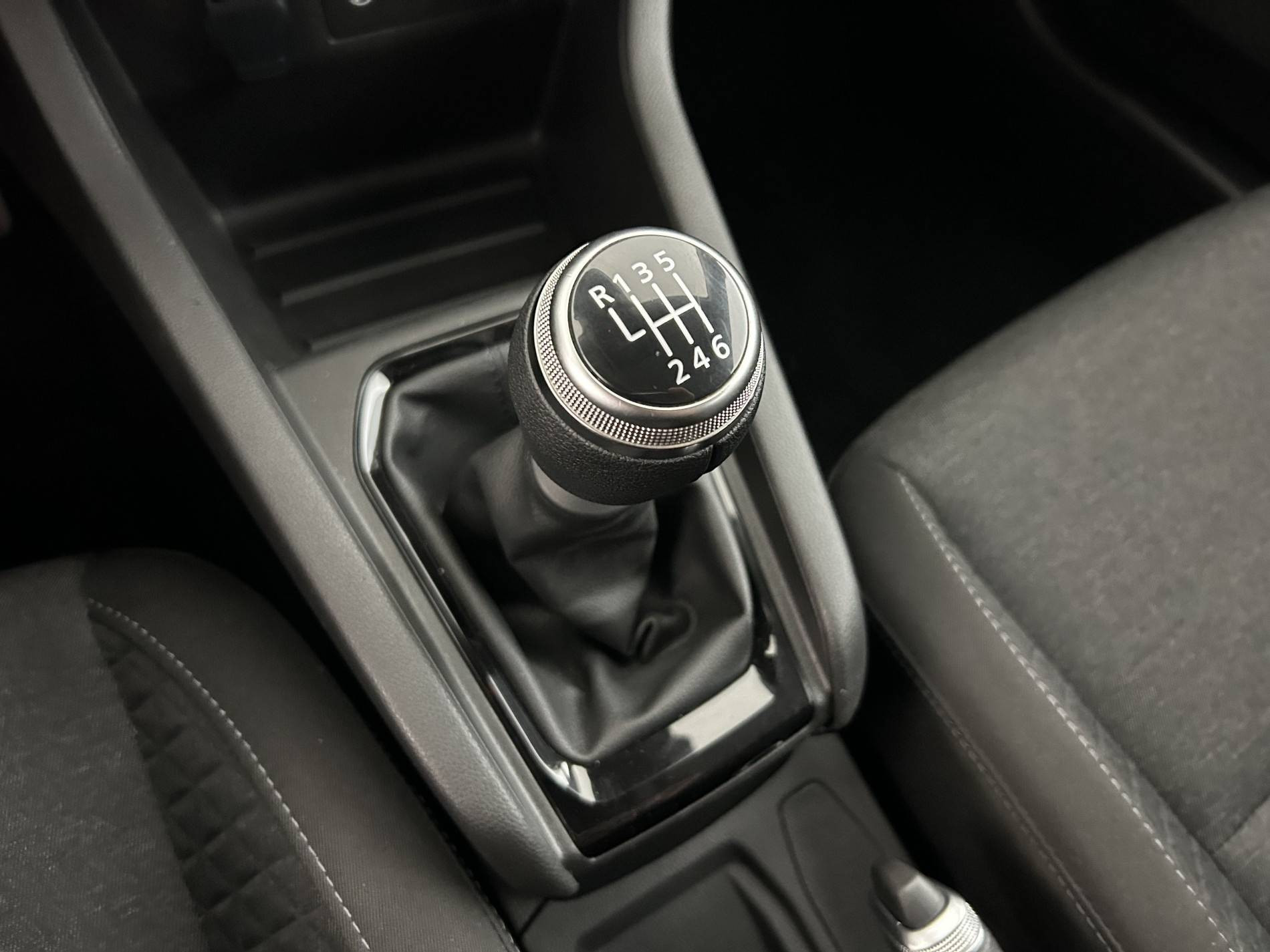 Vente en ligne Renault Clio 5 Clio TCe 90 au prix de 14 890 €