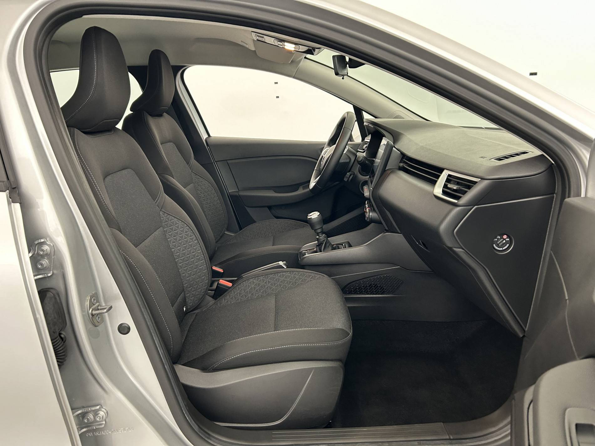 Vente en ligne Renault Clio 5 Clio TCe 90 au prix de 14 990 €